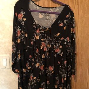 Torrid Knit floral blouse